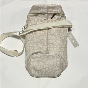 NWT Chicos Cooler Beige Leopard Print Bag